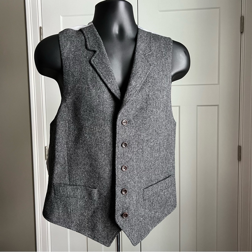 Men’s Brooks Brothers Wool Vest - 40R - NEW with Tag